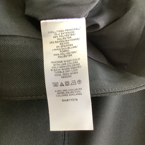 NWT Ann Taylor Black Seamed Stretch Pencil Skirt, Size 14 - Picture 10 of 10